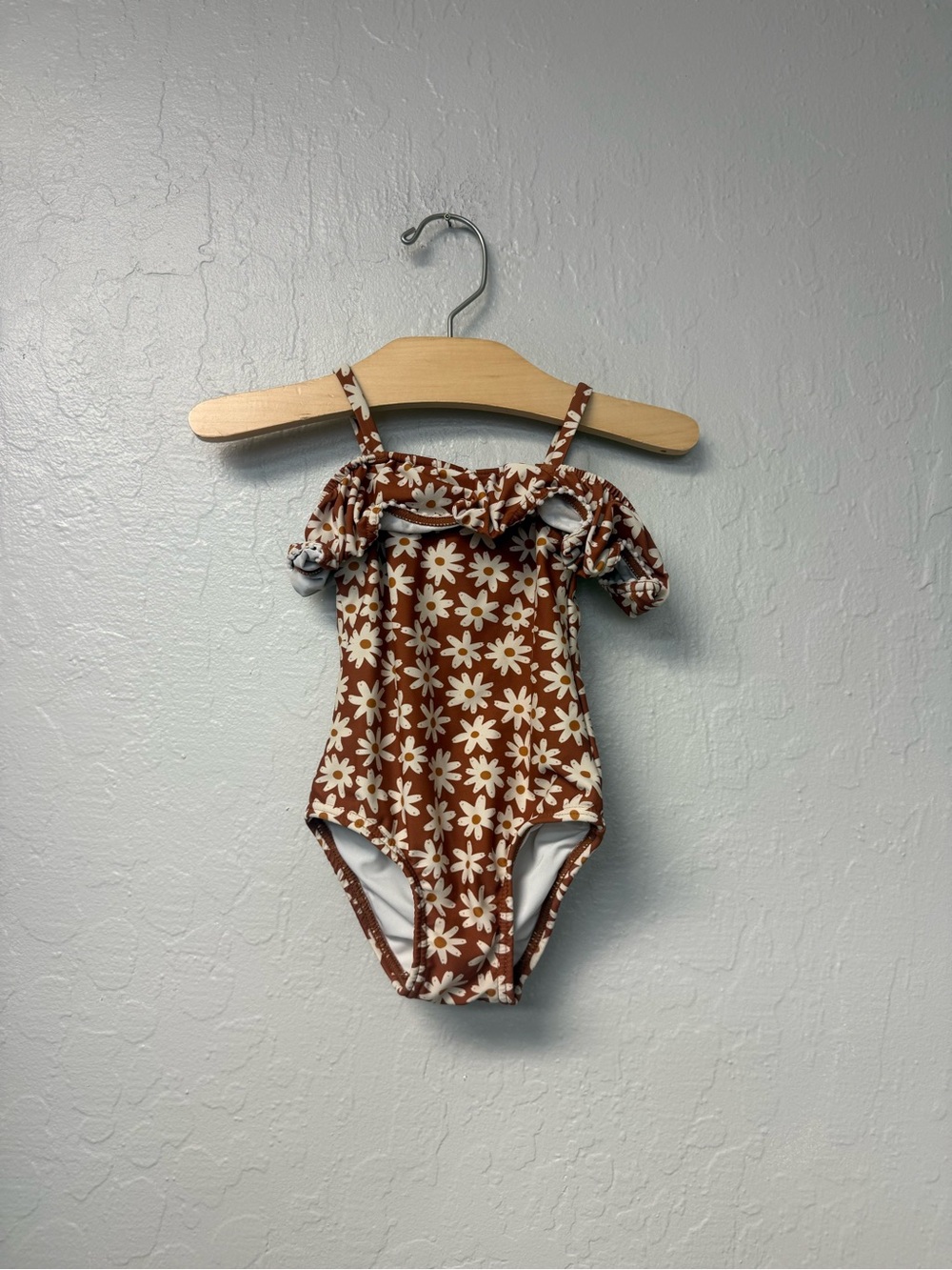 $26 ADD ON rylee‎ + cru brown floral ruffle swimsuit one-piece 12-18M zara